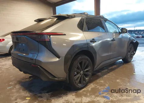 2025 Toyota Bz4X Nightshade из США, поврежденный, VIN JTMABACA3SA092050